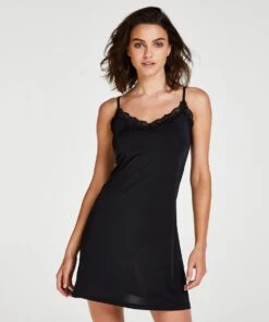 Hunkemöller Gladmakende Onderjurk - Level 1 - Maat M -Sloggi Bikini Winkle 1000x1200 118