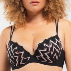 Louisa Bracq - Ziggy Push Up BH - Maat 85C - Roze Zwart - Maximizer Bh - Dames -Sloggi Bikini Winkle 1200x1200 55