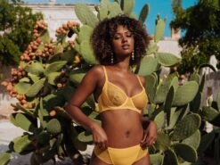 SAPPH - Diana Niet Voorgevormde BH - Maat 80D - Geel - Met Beugel - Dames 24 SAPPH - Diana Niet Voorgevormde BH - Maat 80D - Geel - Met Beugel - Dames -Sloggi Bikini Winkle 1200x899 2