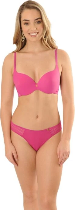 SAPPH - Amelia Light Push-Up BH Fuchsia - Maat 85D - Fuchsia Roze - Met Beugel - Dames 17 SAPPH - Amelia Light Push-Up BH Fuchsia - Maat 85D - Fuchsia Roze - Met Beugel - Dames -Sloggi Bikini Winkle 431x1200