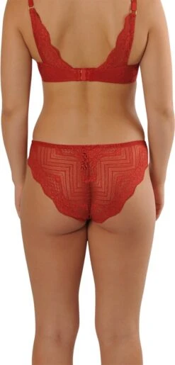 Sapph Toulouse Brazilian Dames Red-Xxl -Sloggi Bikini Winkle 575x1200 4