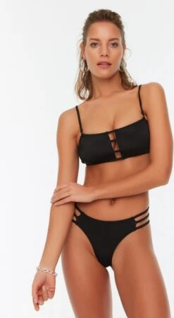 Trendyol Vrouwen Bikiniset -Sloggi Bikini Winkle 656x1200 1