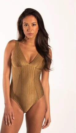 Beachlife Dull Gold V-hals Badpak - Dames - Maat 36F 6 Beachlife Dull Gold V-hals Badpak - Dames - Maat 36F -Sloggi Bikini Winkle 686x1200