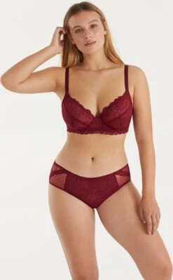 Promise - Sandalo Lingerie Set (beugel Bh + Slip) - Maat 85D - Rood - Dames