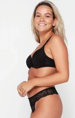 Lingadore Bh Mousse Cups Daily Beugelbh Met Mousse Cups - Winetasting - Maat 85 B -Sloggi Bikini Winkle 766x1200 2