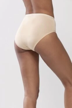 Mey Tailleslip Mey Lights Dames 89201 - Beige - 52 -Sloggi Bikini Winkle 800x1200 68