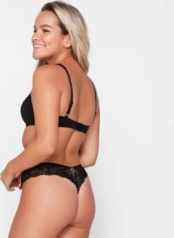 Lingadore Bh Mousse Cups Daily Beugelbh Met Mousse Cups - Winetasting - Maat 85 B -Sloggi Bikini Winkle 878x1200