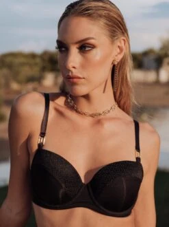 SAPPH - Roma Voorgevormde BH - Maat 85D - Zwart - Met Beugel - Dames 17 SAPPH - Roma Voorgevormde BH - Maat 85D - Zwart - Met Beugel - Dames -Sloggi Bikini Winkle 899x1200 6