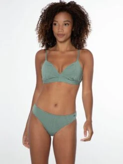 Protest Prtbrita Triangelbikini Dames - Maat S36c 12 Protest Prtbrita Triangelbikini Dames - Maat S36c -Sloggi Bikini Winkle 900x1200 161