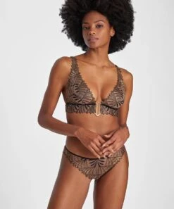 Aubade Sensory Illusion Italiaanse Slip Zwart 38 -Sloggi Bikini Winkle 999x1200 4